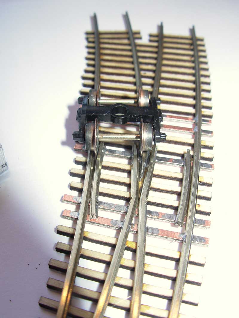 N-Scale-Curved-Turnout-2.jpg